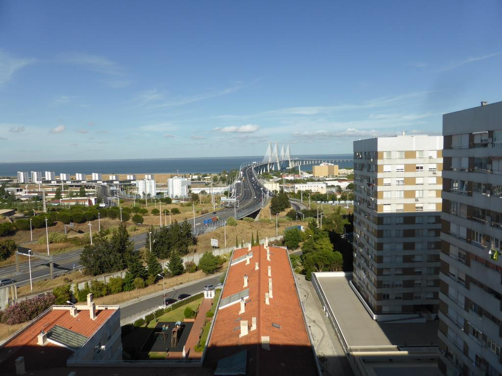 A View To The River Tejo - Sixtyfive Boutique Home Lisboa 外观 照片