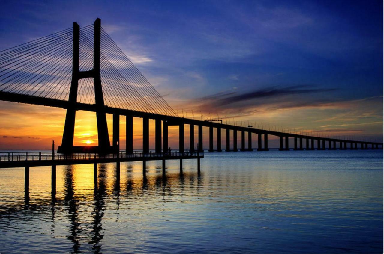 A View To The River Tejo - Sixtyfive Boutique Home Lisboa 外观 照片